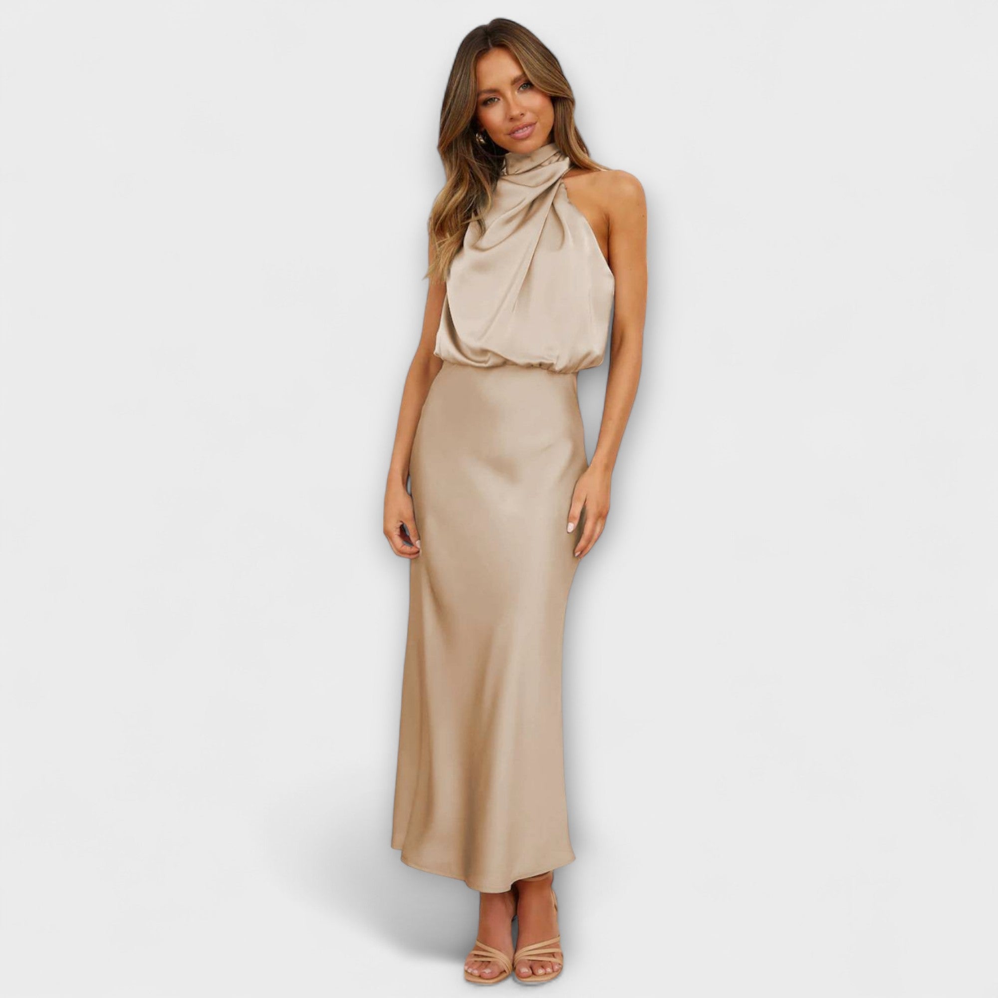 Elegant halter maxikjole i sommergul